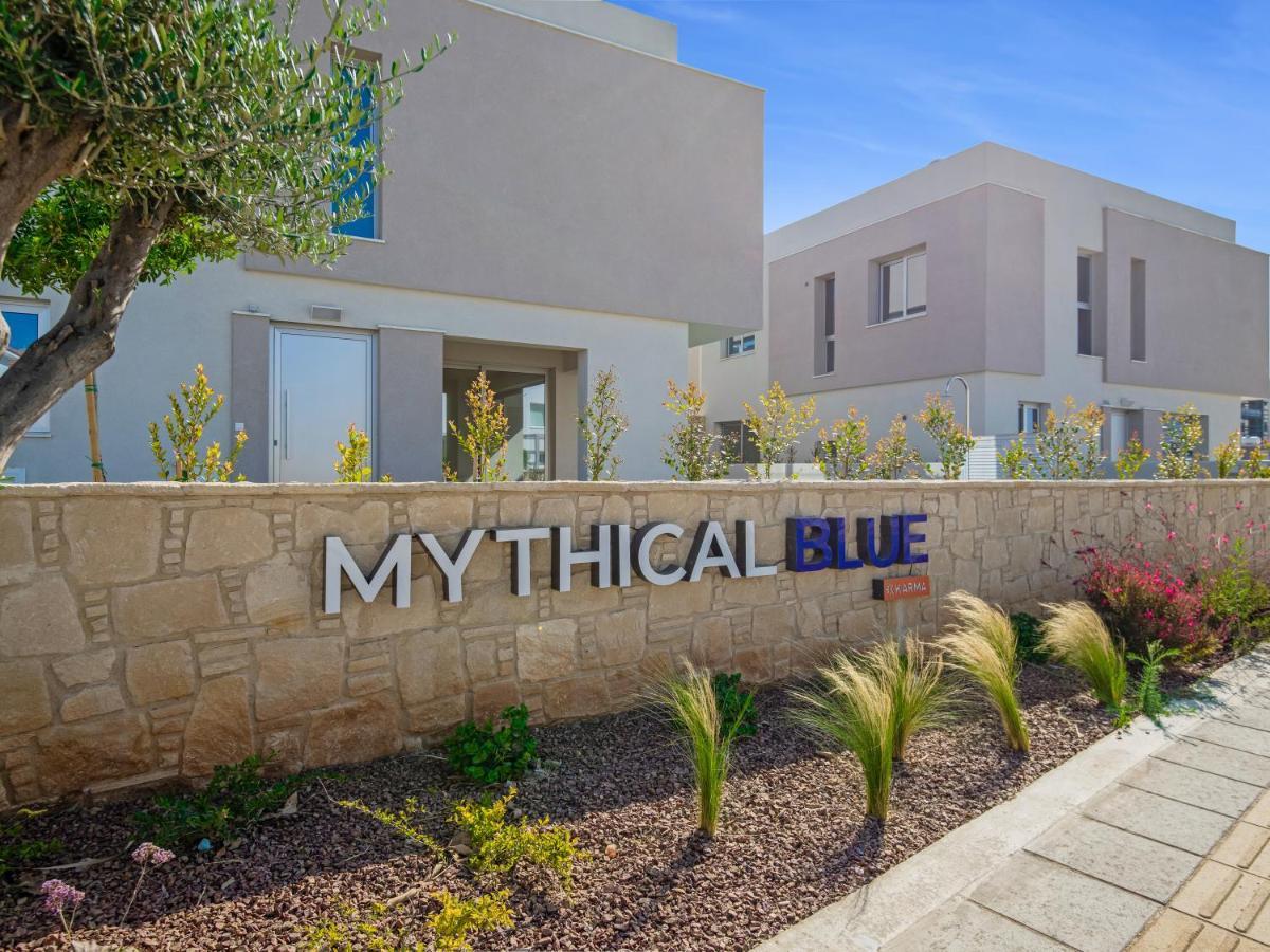 Sanders Mythical Blue Villas Paralimni Exterior photo