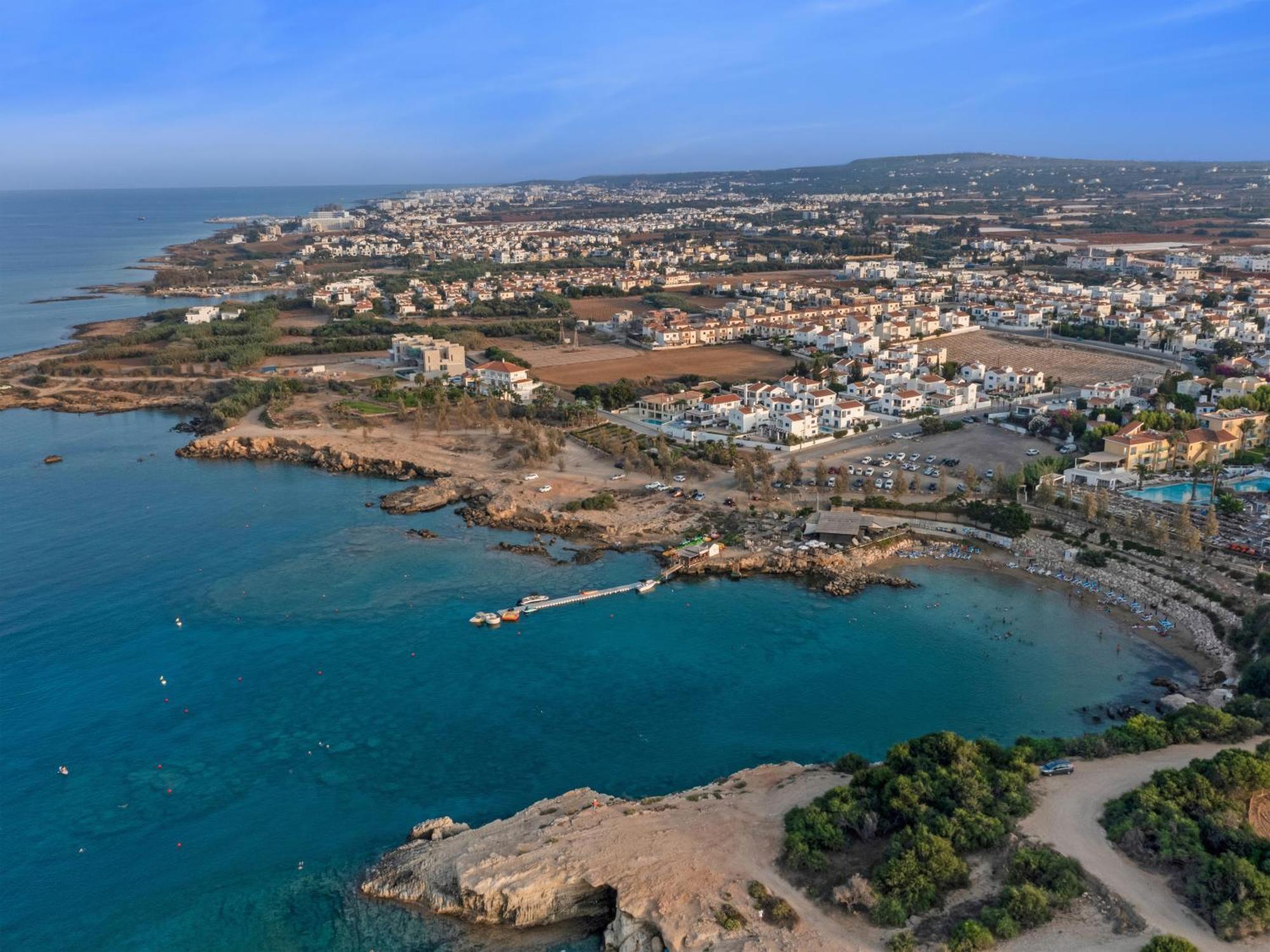 Sanders Mythical Blue Villas Paralimni Exterior photo